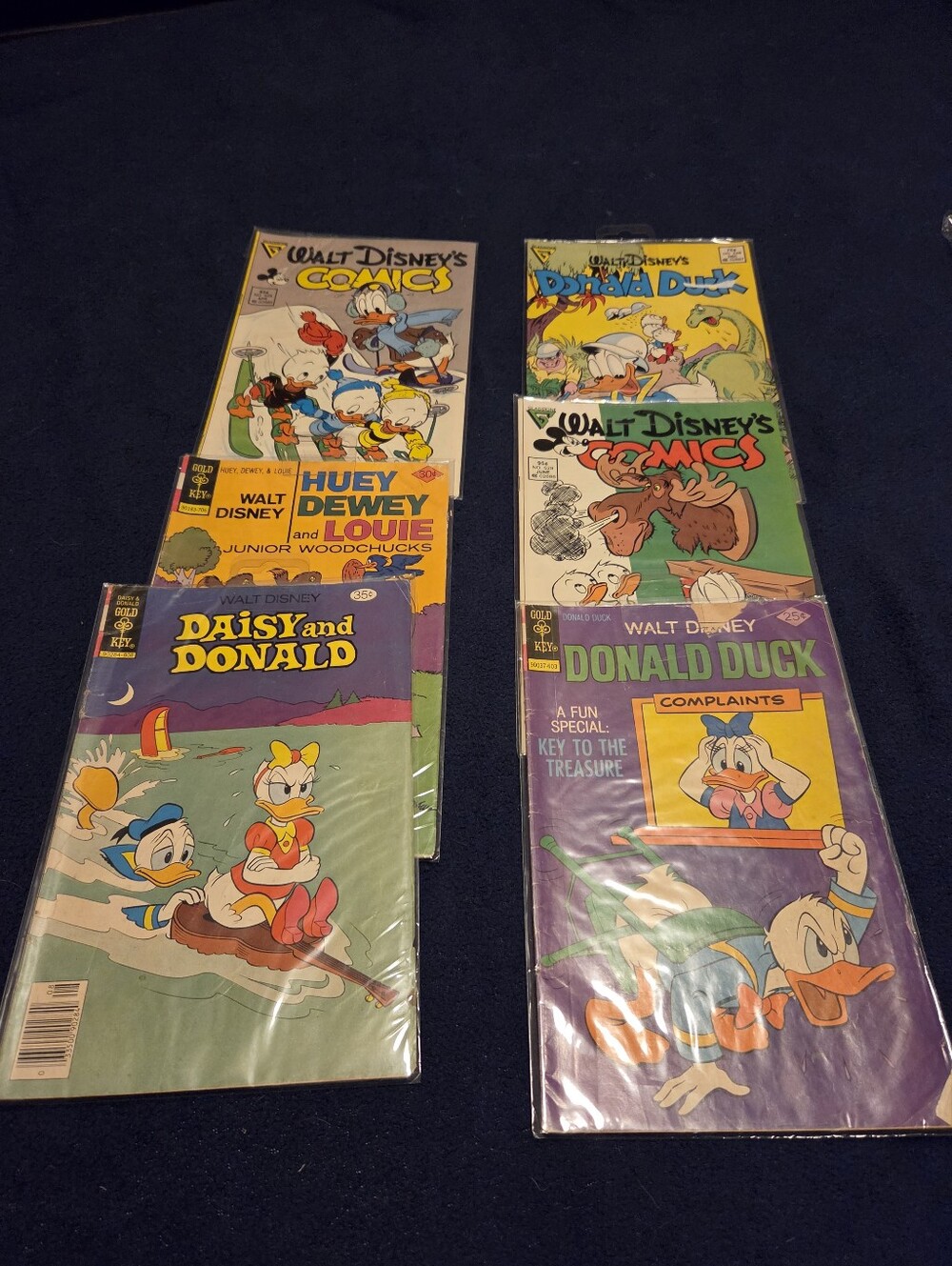 Walt Disney Kids Comics Bundle - Colorful Vintage Donald Duck & Friends